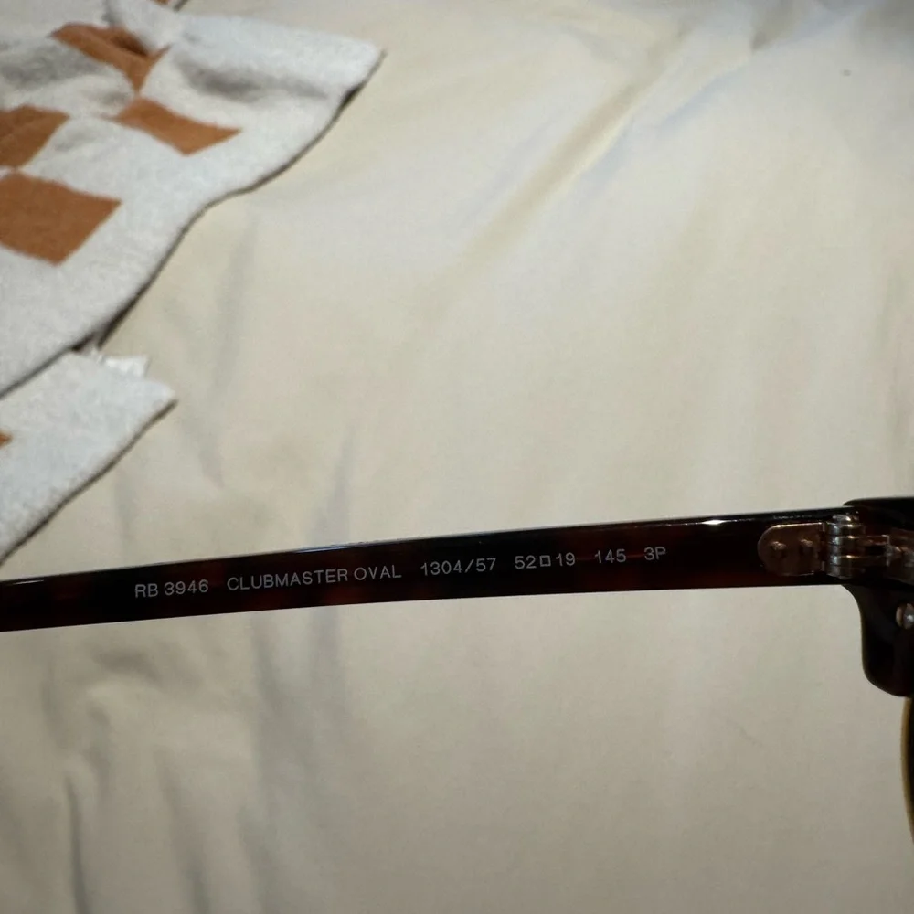 Ray-Ban Tortoise Shell Sunglasses - Picture 7 of 7
